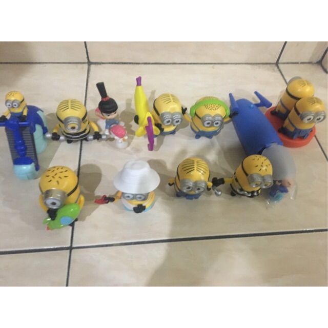 1 set Minion Despicable Me 4 Happy Meal