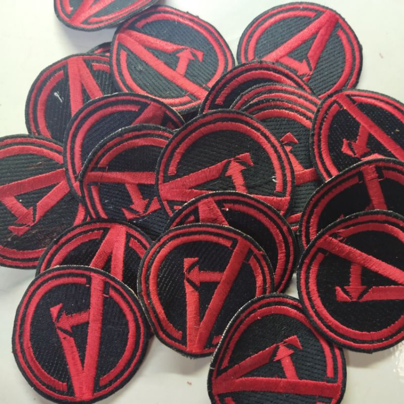 emblem patch bordir logo avengers