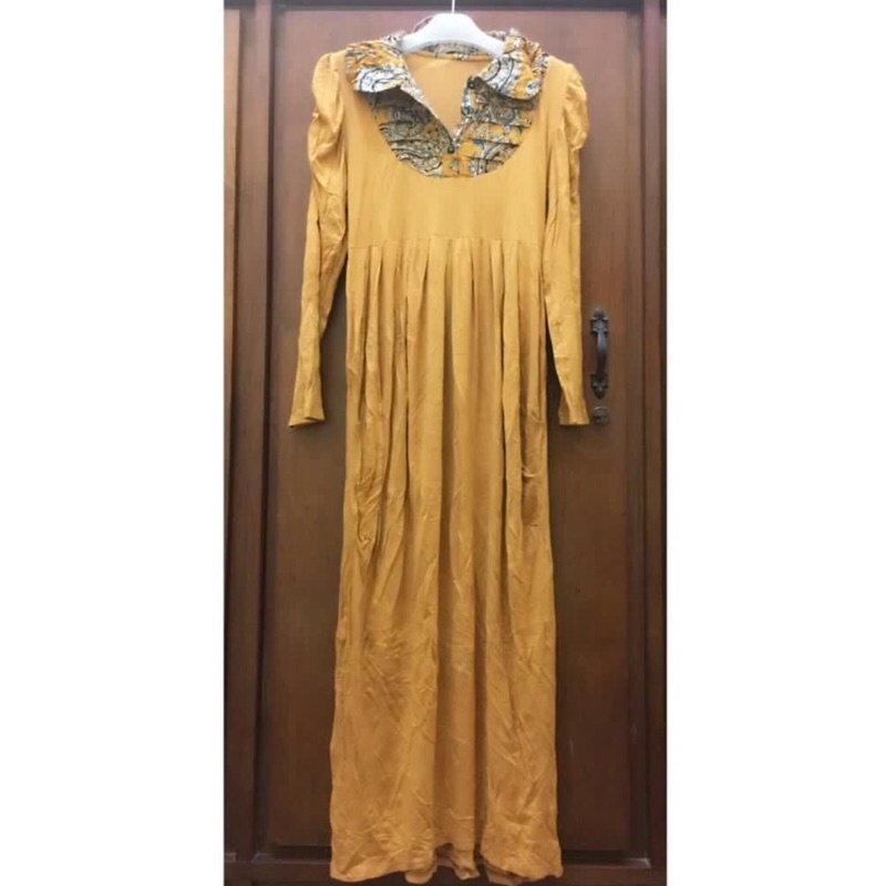 gamis kuning