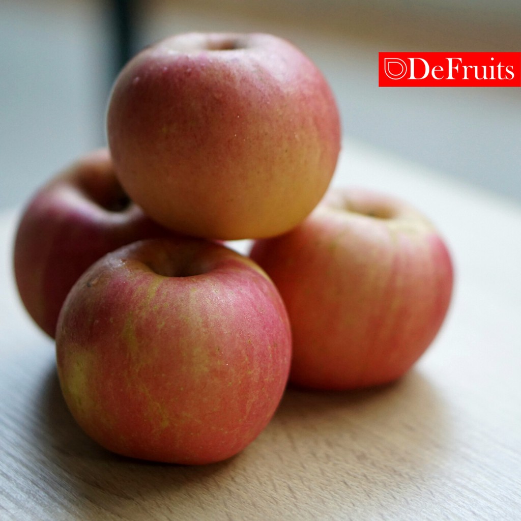 

Buah Apel Fuji Reguler (1kg) - DeFruits