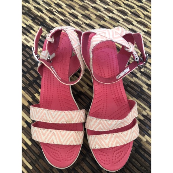 preloved wedges crocs