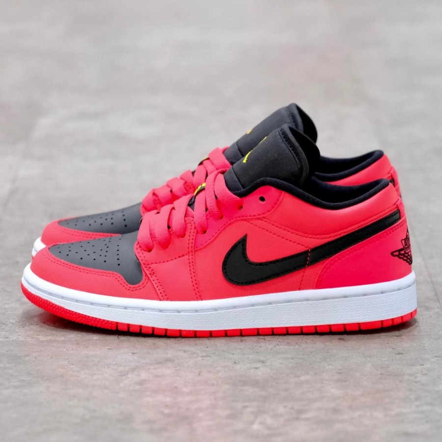 Air Jordan 1 Low Siren Red (W) 100% Original