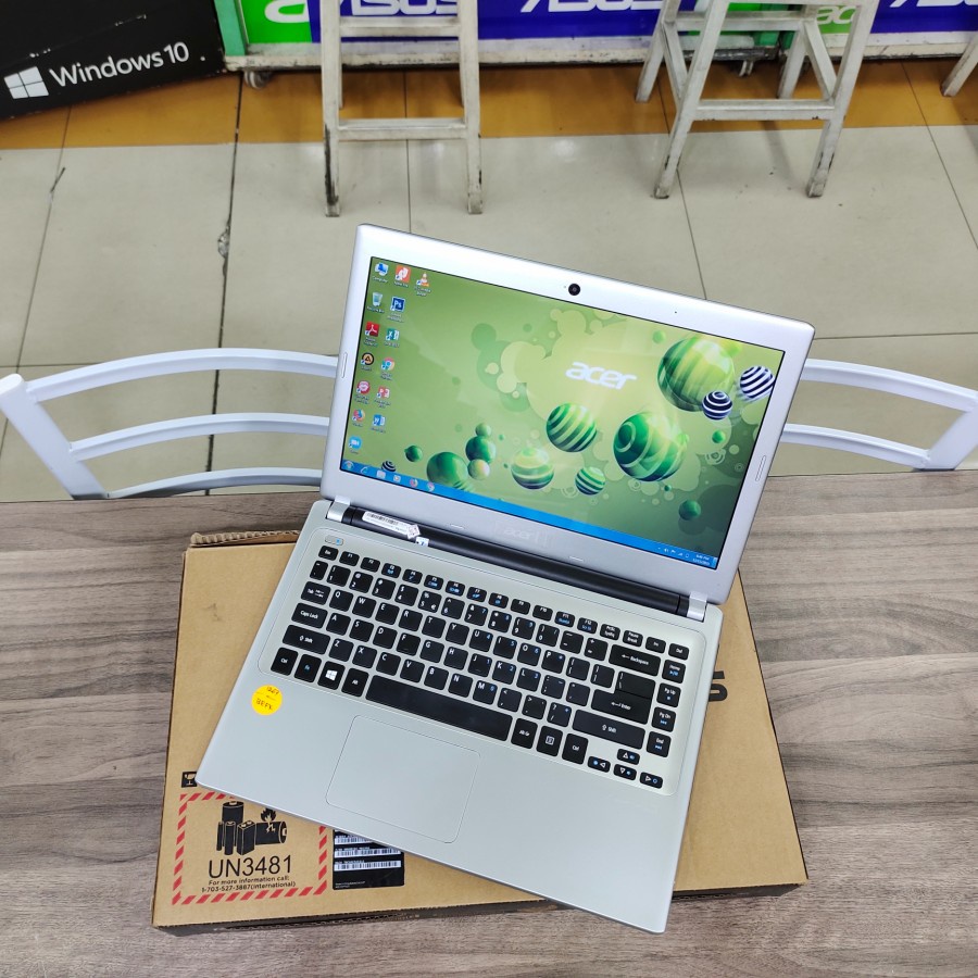 LAPTOP LEPTOP ACER SILVER 14 INC SLIM GENERASI TERBARU ZOOM SIAP PAKAI