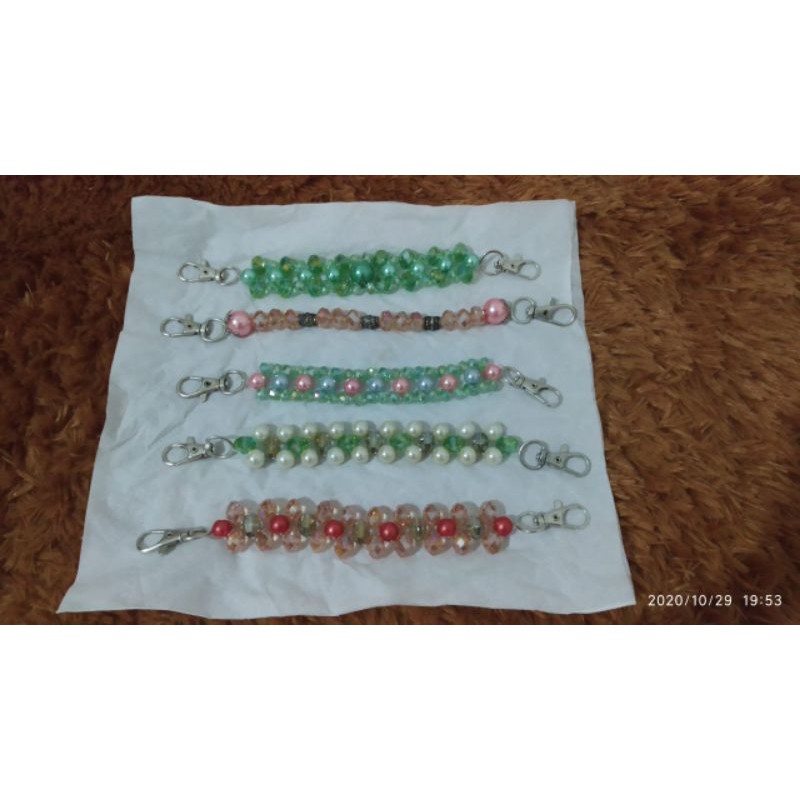 Pengait Masker Mutiara