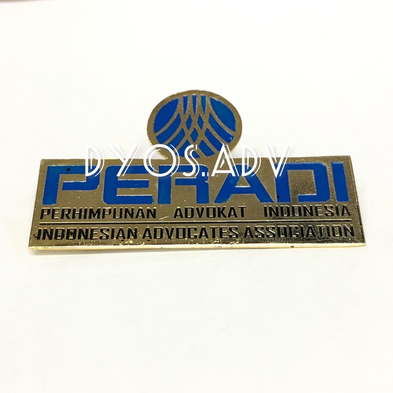 Pin peradi model baru