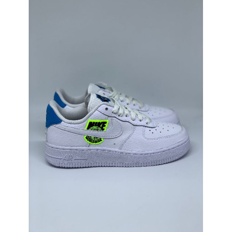 Nike Wmns Air Force 1 ‘07 SE Worldwide Pack Volt