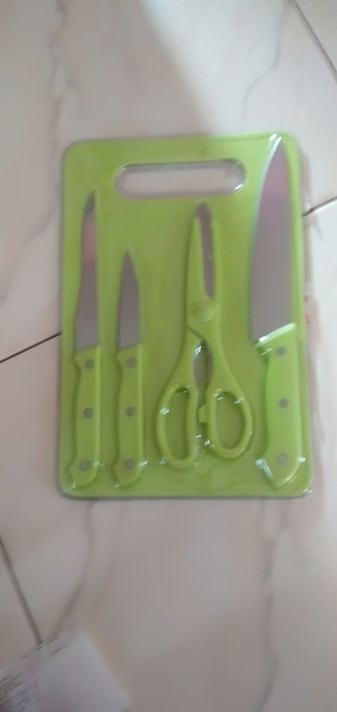 Q2 Pisau Set Press 5pc G413 [ Pisau Set Gunting Talenan Warna Warni ] ( Pack Press )