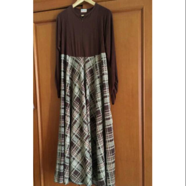 Dress Tartan by Qnanz