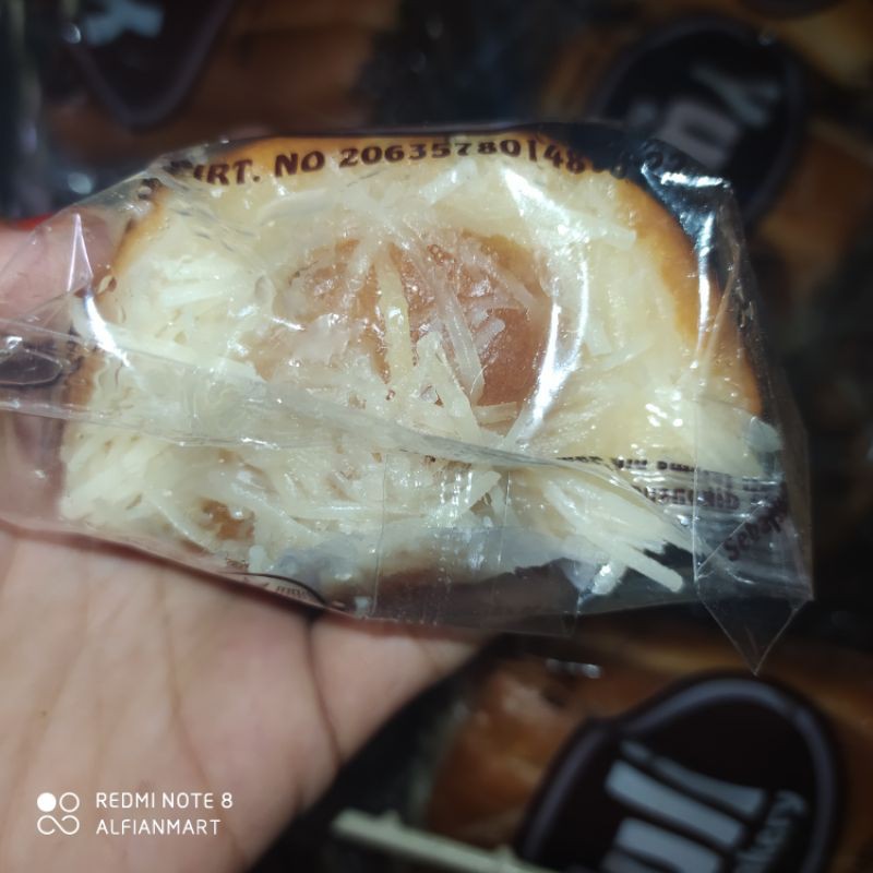 Roti Yuli Bakery Lumer Nikmat-Keju