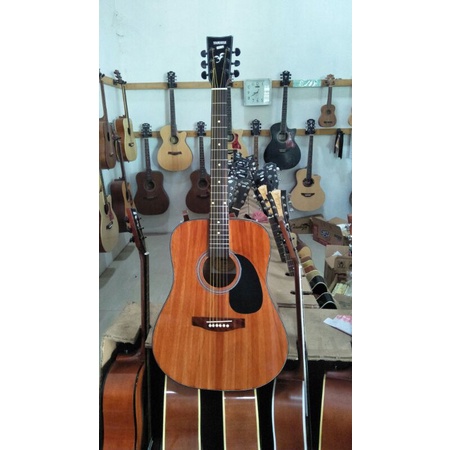 Gitar Yamaha Jumbo tipe F310 tipe gitar akustik