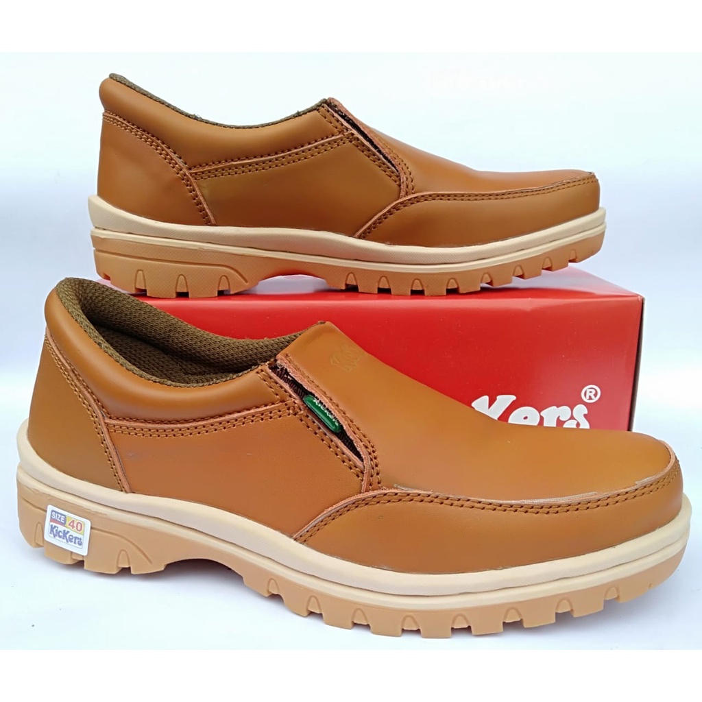 Kickers sepatu pria casual santai kulit asli original kasual slip on elastis selop tanpa taliterbaru