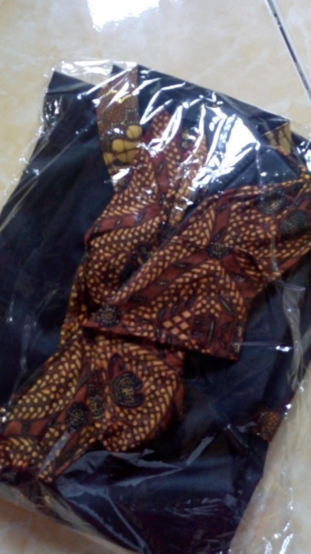 Harga Glosir Setelan Pangsi Anak Motif Polos Dan Batik Plus Iket Kepala Untuk Tk Dan Sd Terlaris