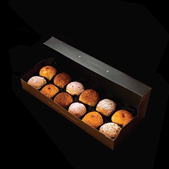

MACS Eclair - JANCHOUX 1 dozen 12 pcs mix flav choux GOJEKGRAB ONLY