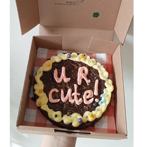 

Personal Fudgy Brownies (Custom toppings!)