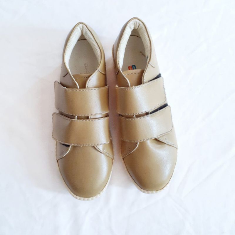sepatu cantik kulit sapi size 38
