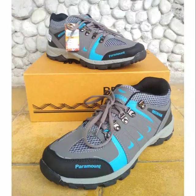 sepatu gunung hiking / sepatu paramount pendek wanita /sepatu pria olahraga outdoor touring beckham