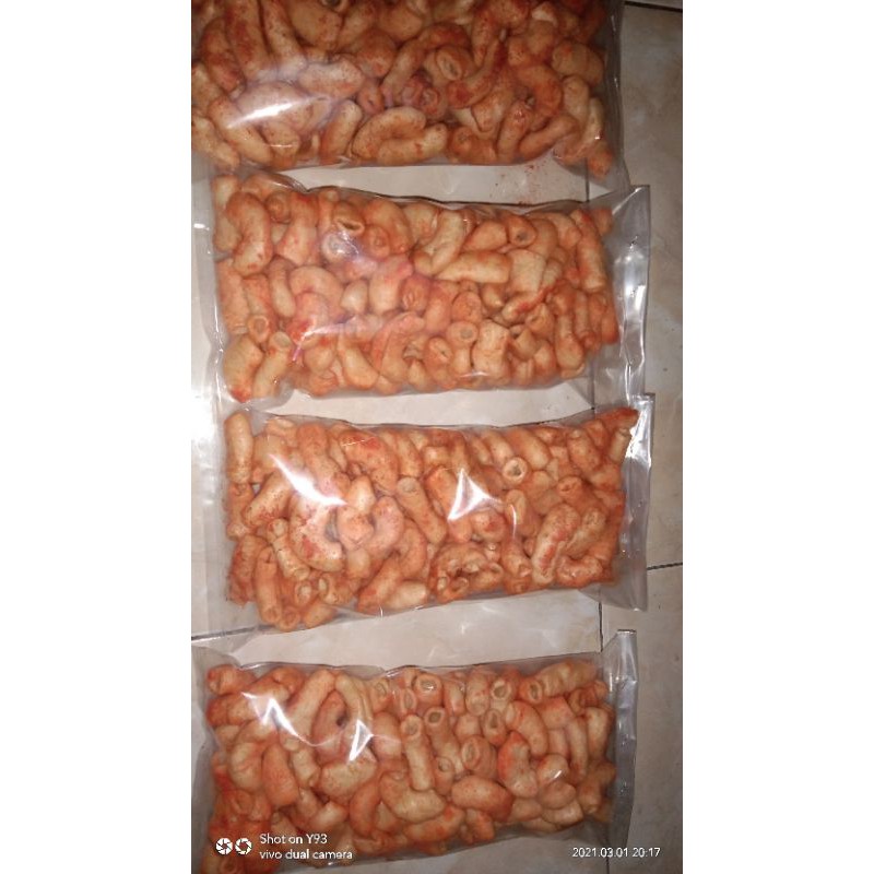 

krupuk makroni balado ekstra pedas