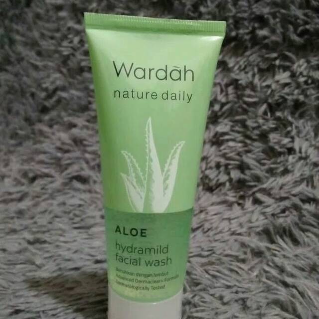 Sabun Cuci Muka Wardah Facial Wash Aloe Vera Hydramild 60ml