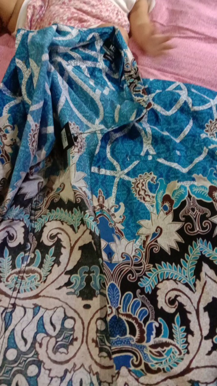 M231 Kemeja Pria Batik Panjang Biru 1728