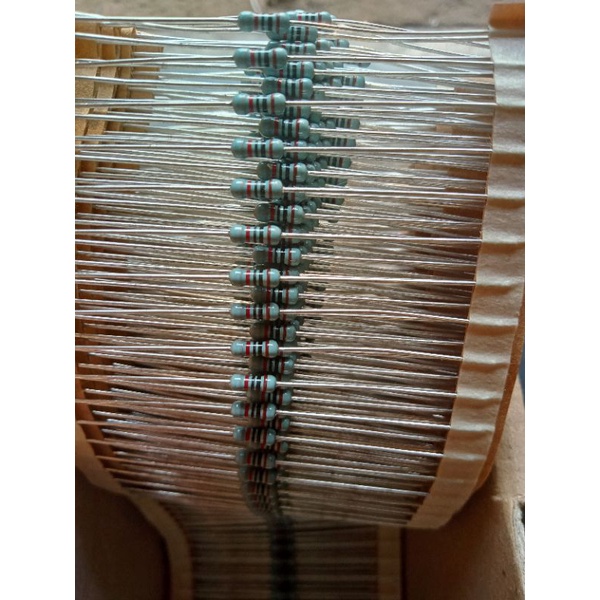 resistor 820 ohm 1/4 1% yageo