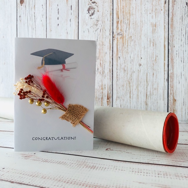 Kartu ucapan selamat wisuda