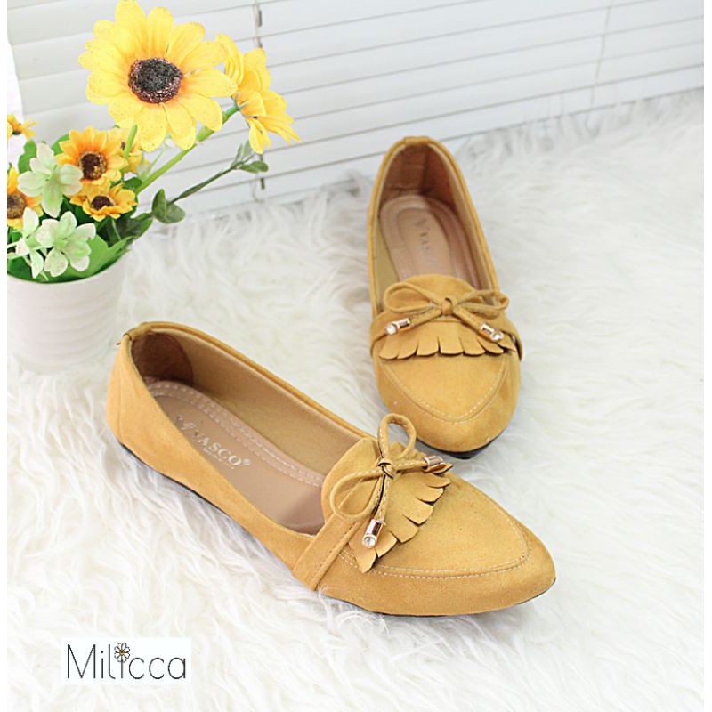 Milicca Sepatu Flat Kasual Krilise