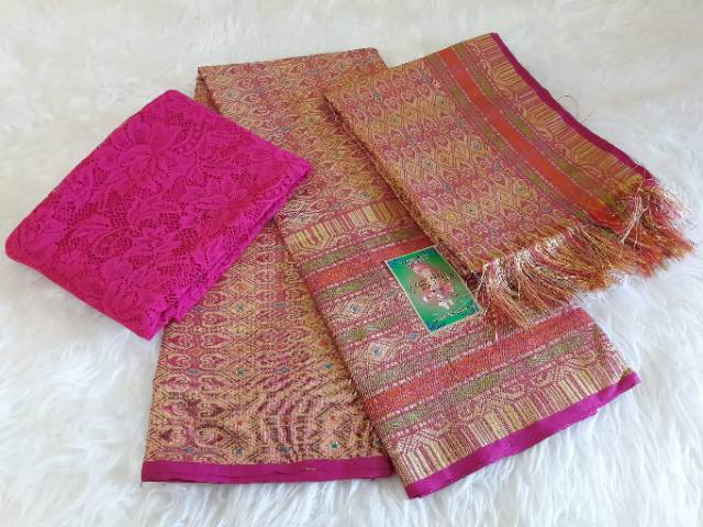 Set kain  songket palembang dan brokat  (hanya kain )