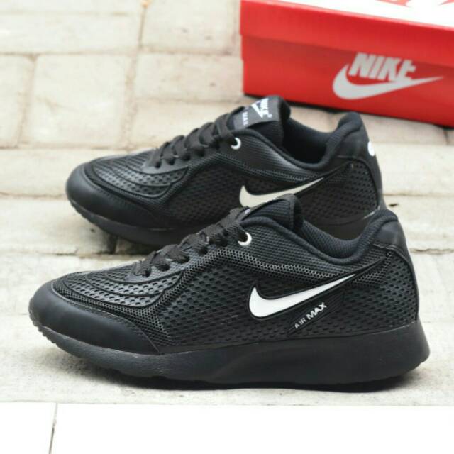 Sepatu sekolah hitam nike / Sepatu nike pria hitam polos / Sepatu sekolah anak / Sepatu kerja hitam