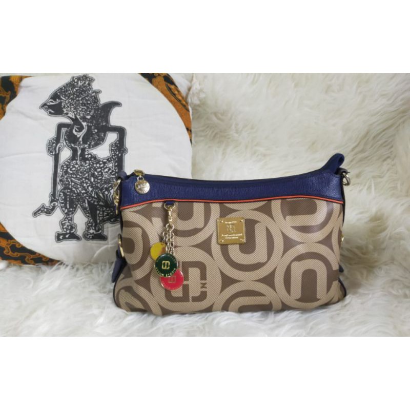 Tas wanita/handbag/shoulder bag preloved brand Nicole miller