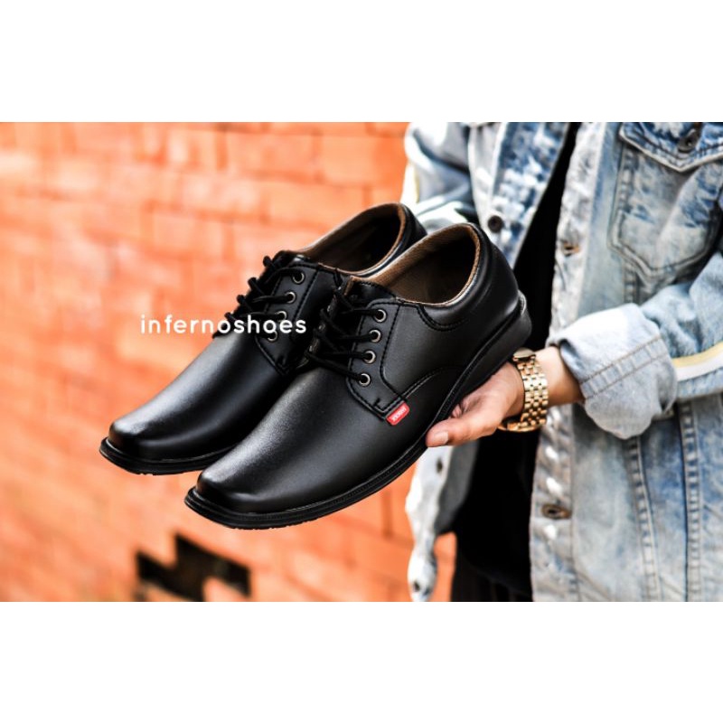 Sepatu Pantofel Pria Formal Hitam Swedian Leather Premium