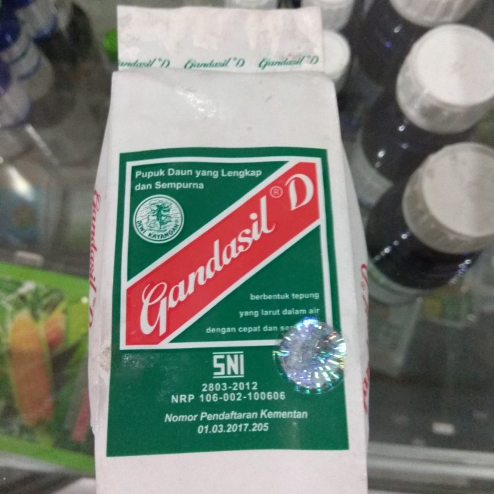 Pupuk gandasil d 100 gram