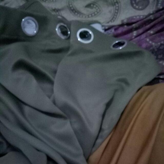 Gorden Jendela Kamar Minimalis Blackout Polos Smokring L130 Cm X T 200 Cm