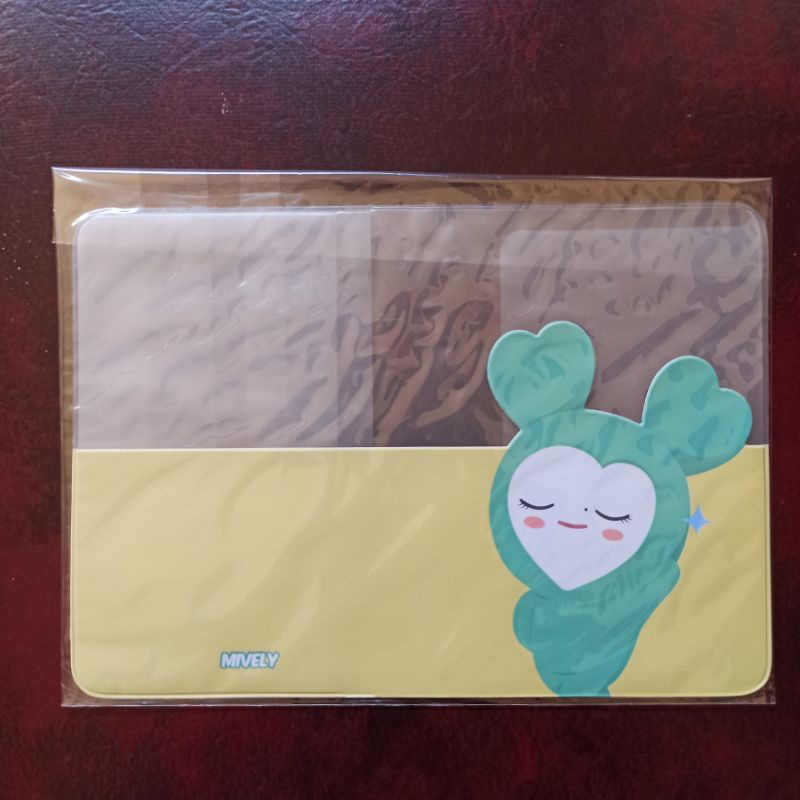 TWICE MIVELY LOVELY LABURI PASSPORT CASE TWICE LIGHT MINA