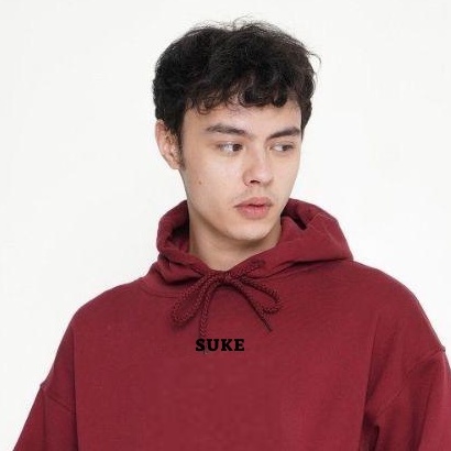 Jaket Hoodie Suke Pria Marun Sablon Teks Terbaru dan Terlaris - Sweater Hoodie Distro Suke - Jaket Hoodie Pria