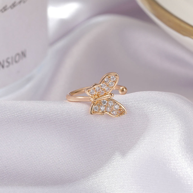 1 Pc Anting Klip Tanpa Tindik Desain Daun Kristal Berlian Imitasi Warna Emas Gaya Korea Untuk Hadiah