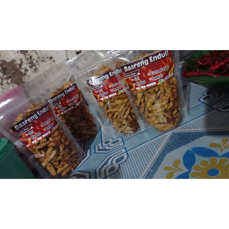 

Basreng daun jeruk PEDAS