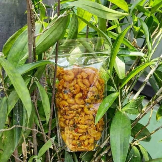 

Makaroni kekinian (100gram)