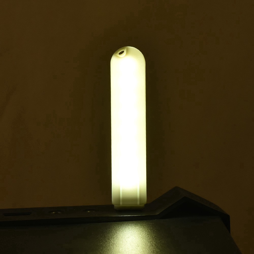 Lampu 8 Led Usb Mini Portable Bahan Abs Warna Putih Untuk Baca Bukumalam