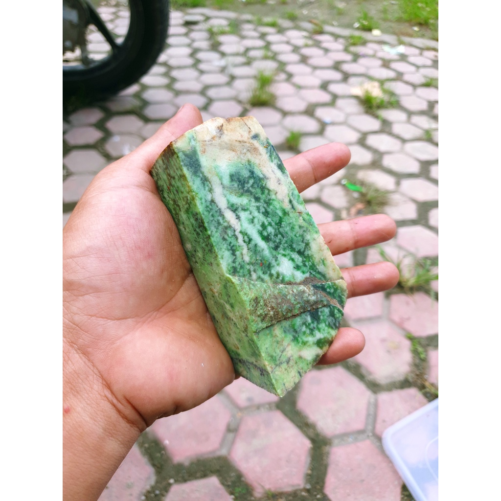 GIOK TOTOL JADEITE JADE COLOR JADEITE KD2105
