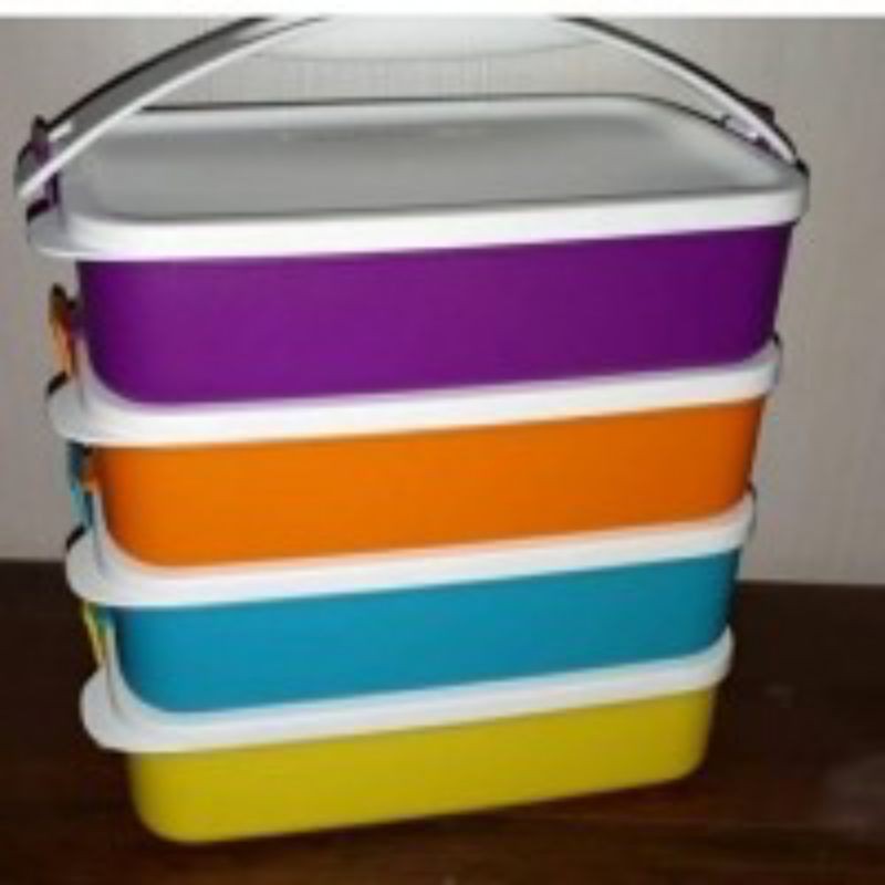 click to go tupperware