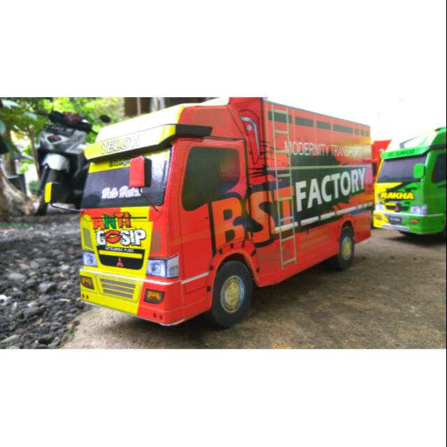  Stiker  Truk  Canter Anti Gosip Update Tiket