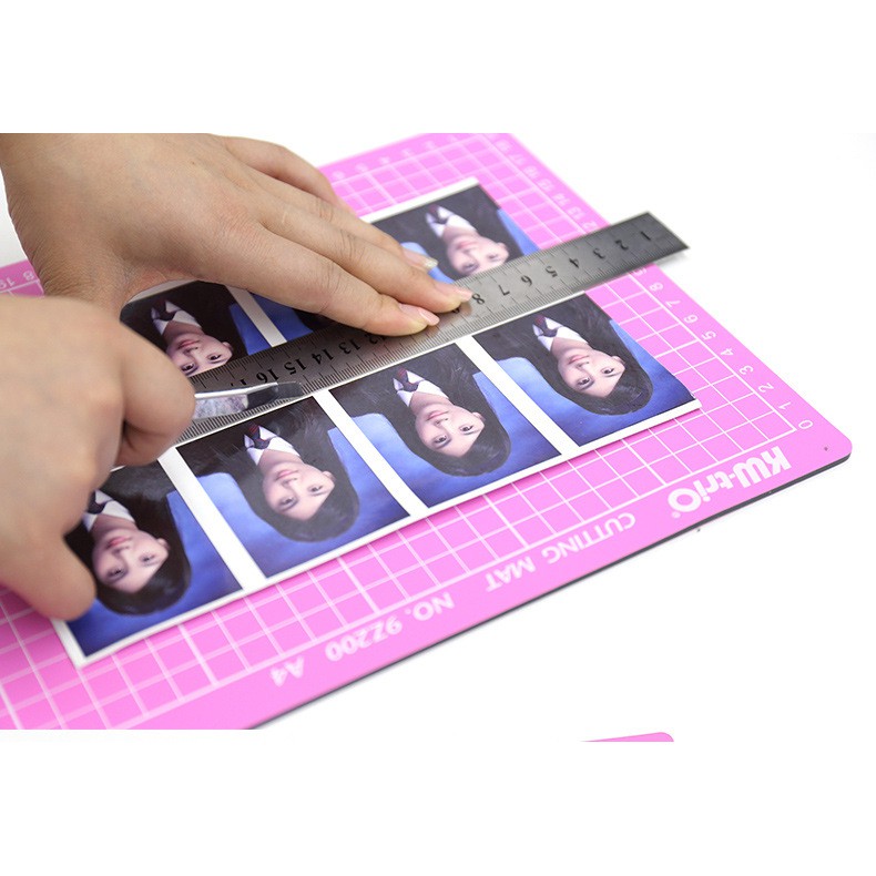 ORI! Cutting Mat Size A4 PINK/ BIRU/ HITAM 9Z200, Double Sided Self Healing ukuran A4. MADE IN TaiwaN