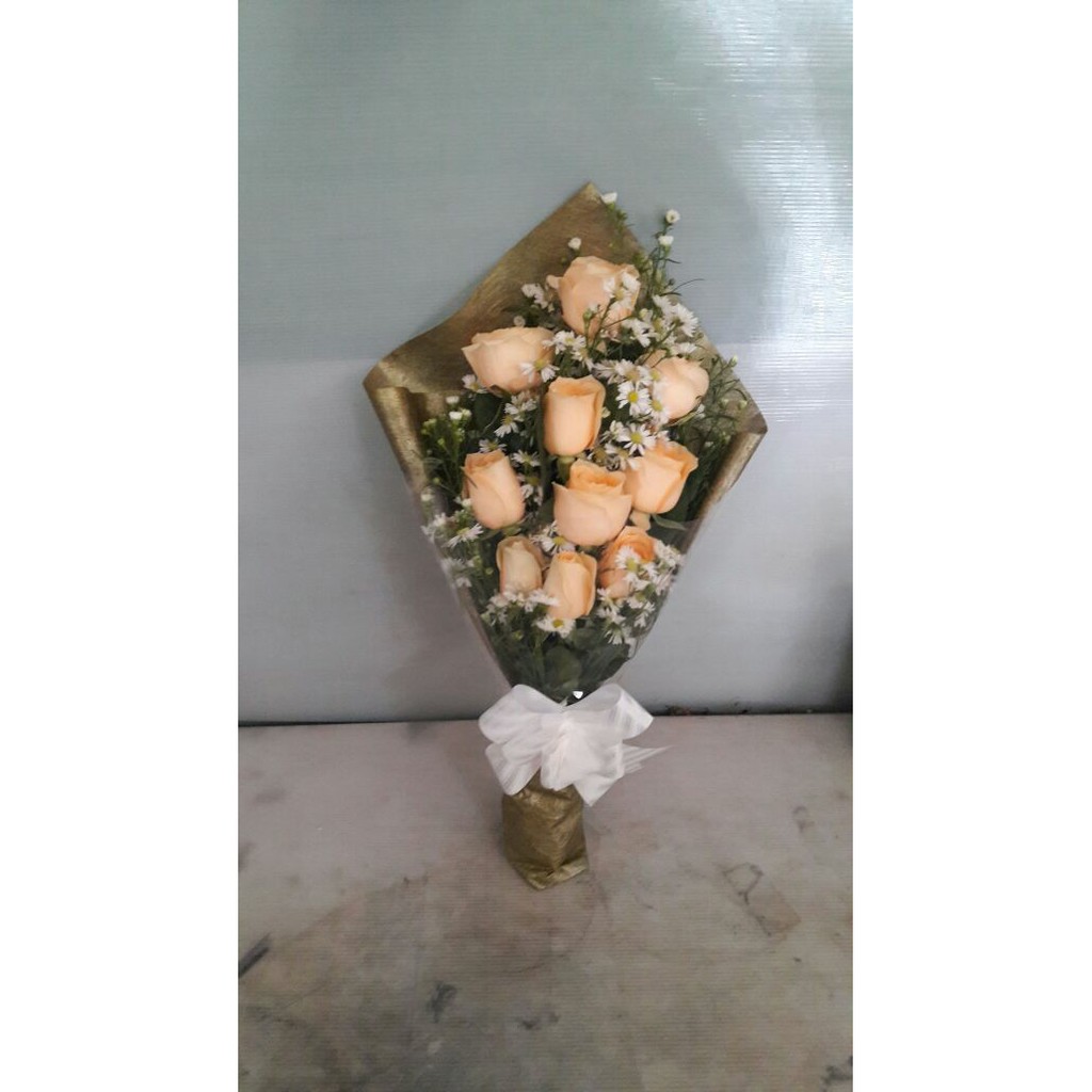 

Promo Fresh Flowers Bouqet Mother Day Bunga buket hadiah ulang tahun by LARVA