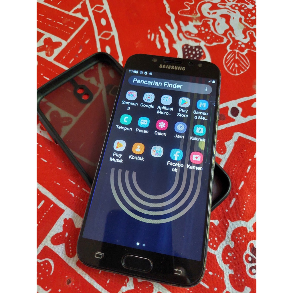 Samsung J7 Pro Minus