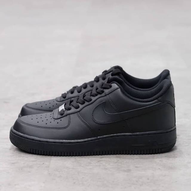 nike air force one full black