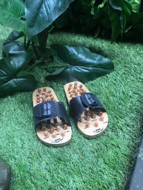 SANDAL REFLEKSI / SANDAL KESEHATAN / SANDAL REMATIK / SANDAL KAYU REMATIK