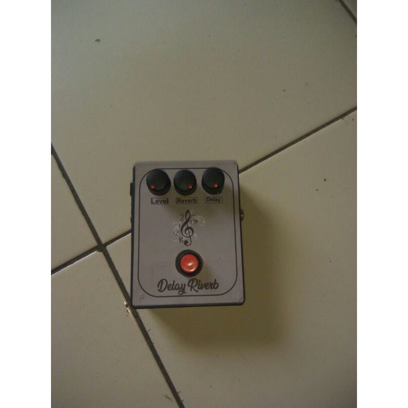 efek gitar reverb delay