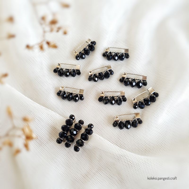 peniti kecil/ peniti simple /peniti unik /peniti kawat /peniti tembaga /bros /bros simple /bros imut