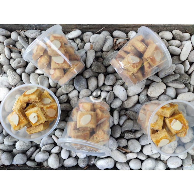 

cookies mini kacang mete