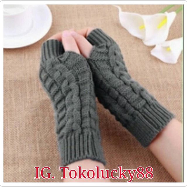 IMPORT MOLLAD Glove Fingerless Sarung tangan fingerless rajut wool Glove winter infinity